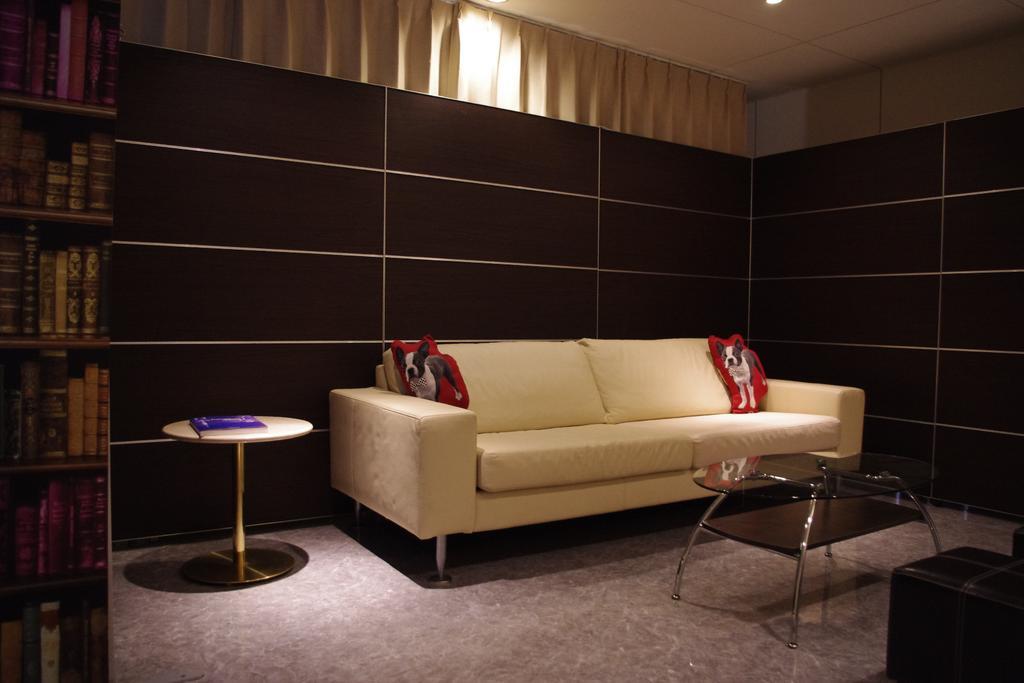 Hotel Casablanca (Adults Only) Osaka Exteriör bild